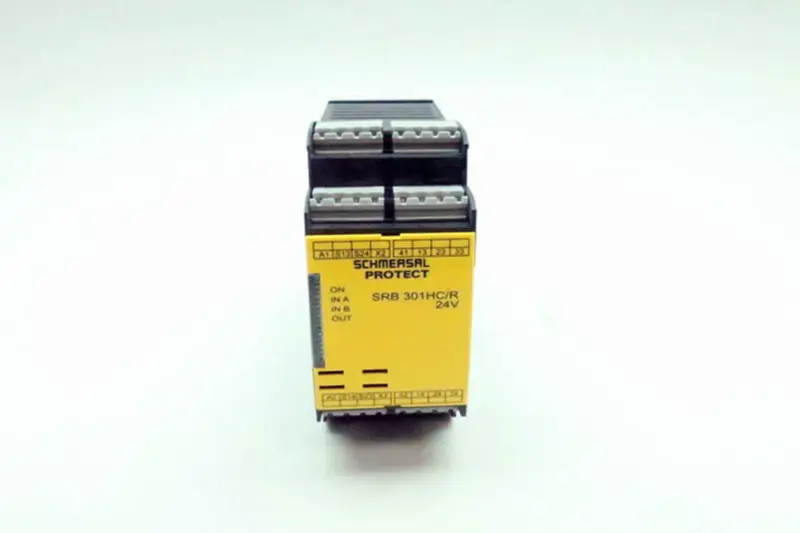 Controllore di sicurezza SCHMERSAL SRB301HC/R-24V