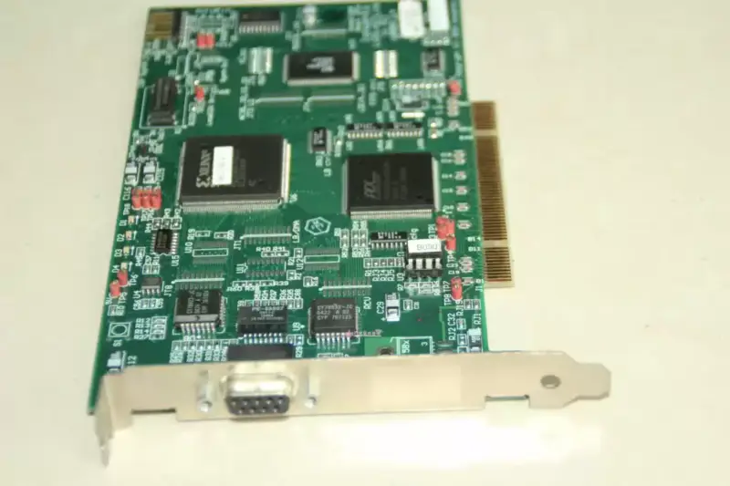 LVDSPCI 1.4 31-JUI-03 Scheda di acquisizione LVDS/HOTLINK IONWER KS