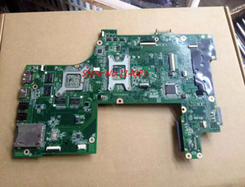 Scheda madre Dell CN-037F3F 17R N7110 GT525M