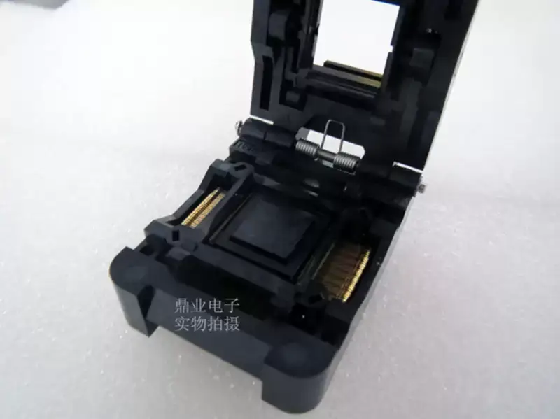 NO.TA043 TQFP64/D32 HD64F36064 zoccolo burn-in placcatura oro IC
