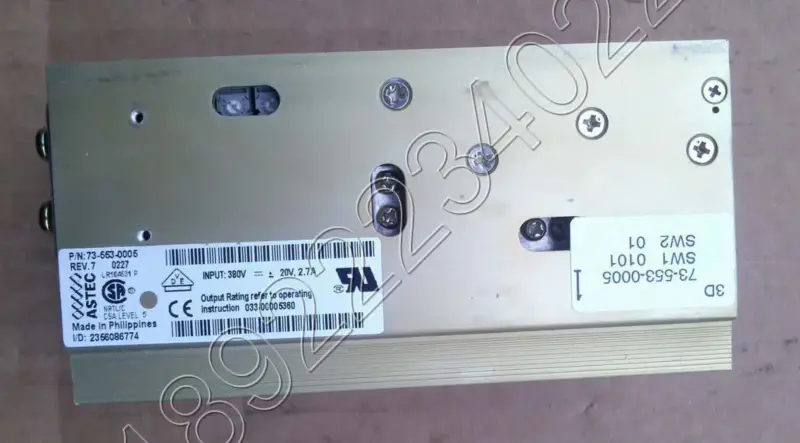 Alimentatore ASTEC 73-553-0005 20V 2,7A