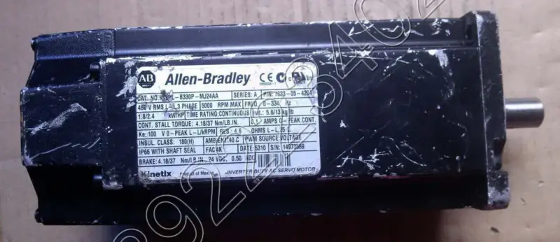 ALLEN-BRADLEY Motore MPL-B330P-MJ24AA