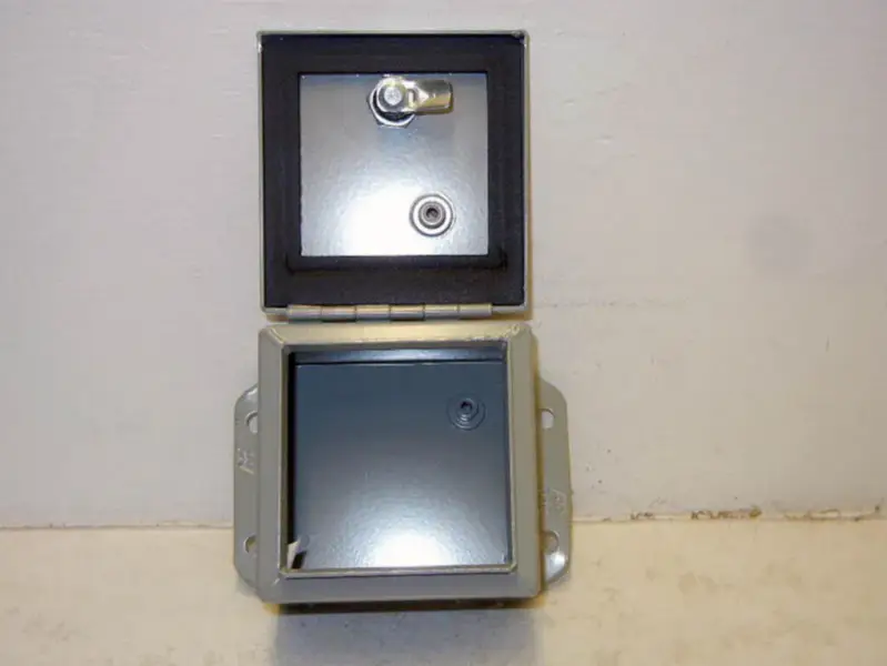 HAMMOND EJ443
