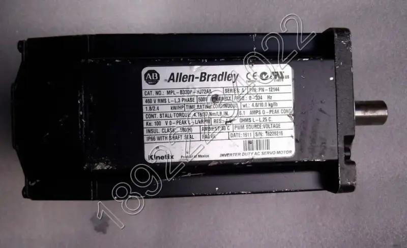 ALLEN-BRADLEY Motore MPL-B330P-HJ72AA