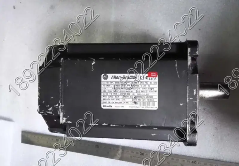ALLEN-BRADLEY Motore MPL-B520K-MJ24AA