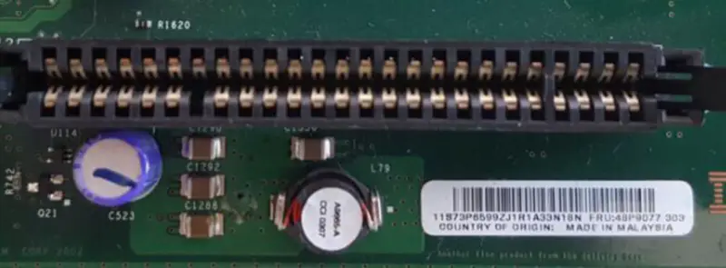 Scheda madre del server IBM XSeries X335 48P9077
