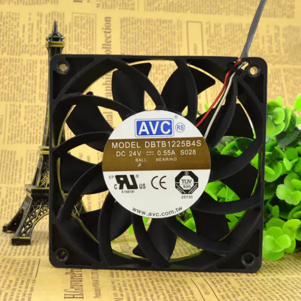 AVC DBTB1225B4S 12CM 12025 24V 0,55A Ventola a 3 fili