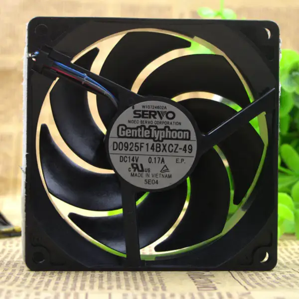 SERVO GentleTyphoon D0925F14BXCZ-49 9CM 14V 0,17A ventola