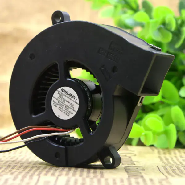 NMB BM6920-04W-B46 ventola 12V 0,20A 4 fili