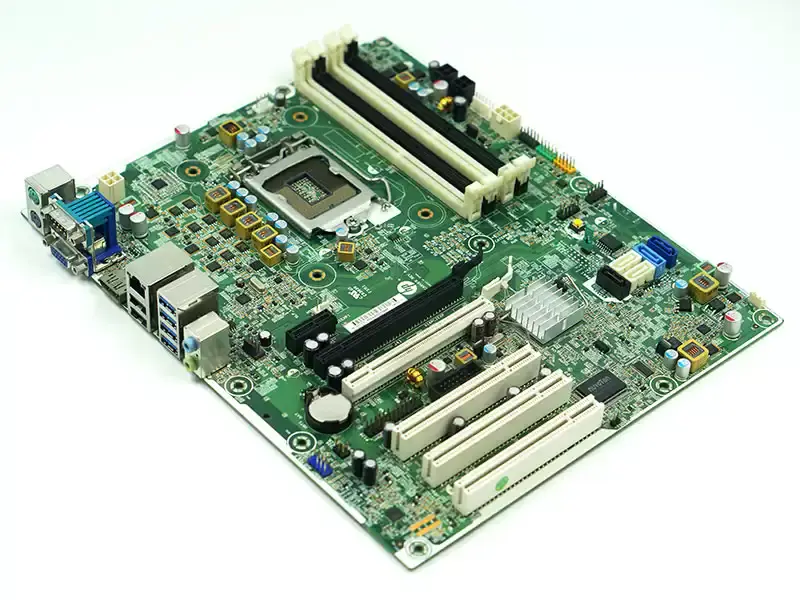 HP Elite 8300 656941-001 657096-001 657096-501 Scheda madre