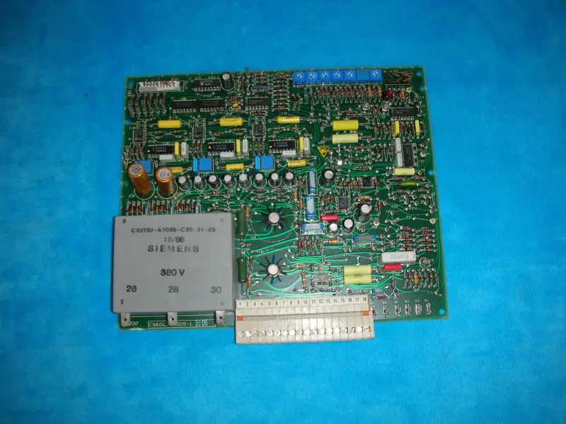 SIEMENS C98043-A1035-L5-06