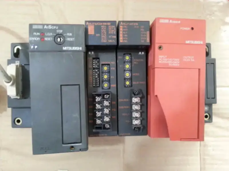 PLC Mitsubishi A1S61P