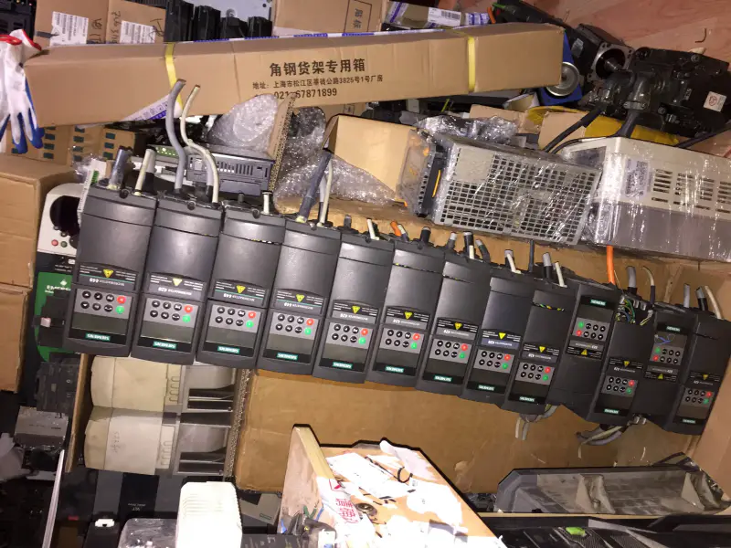 Siemens 6SE6440-2UD21-1AA1 1,1KW 89