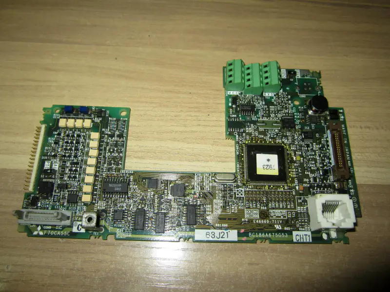 Mitsubishi F700 F740 F720 F70CA55C