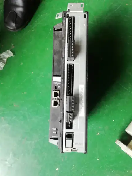 CUCIRE MDX61B0008-5A3-4-00
