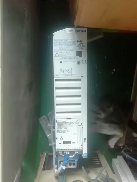 Lenze E82EV 1,5KW 400V E82EV152-4C