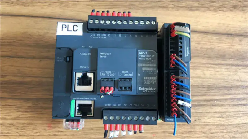 Controllore logico Schneider TM221CE16R TMC2SL1