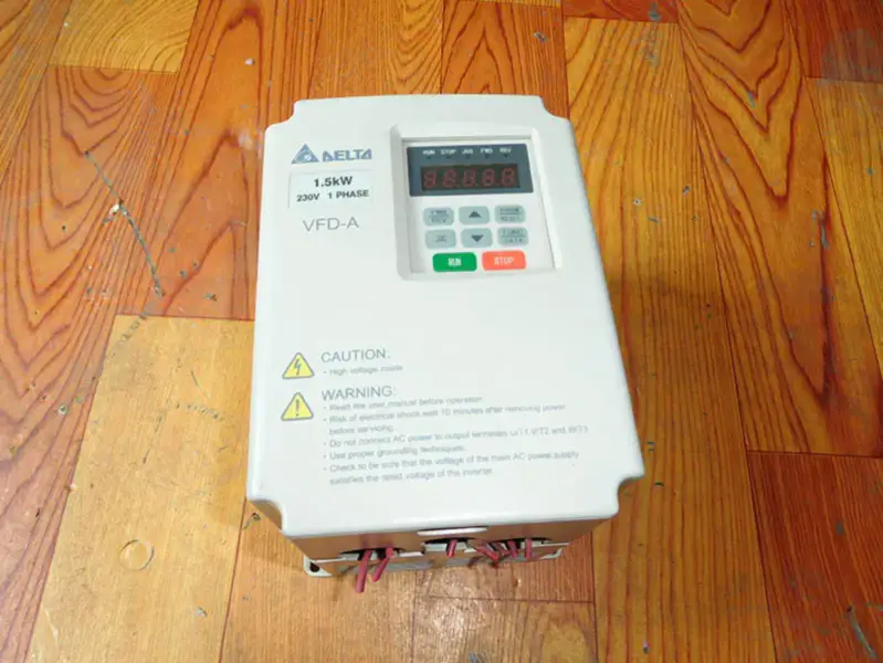 Delta VFD015A21A 220V 1,5KW