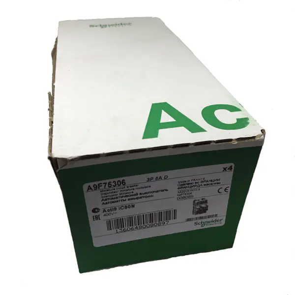 Interruttore miniaturizzato SCHNEIDER ELECTRIC IC60N 3P 6A curva D