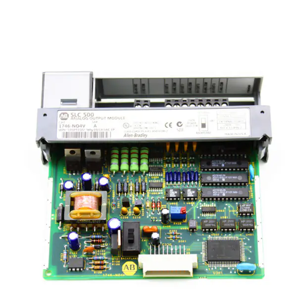 Allen-bradley Rockwell Automation Stampaggio a iniezione analogico semplice PLC unitario Stock Allen Bradleu 1746-NO4V