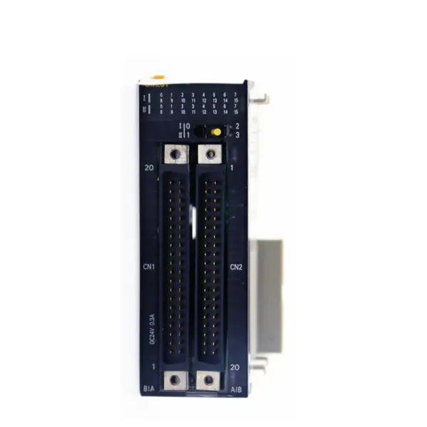 Made In Japan Omron PLC Controllers Serie CJ1W Unità di uscita Muodule CJ1W-OD261 Prix