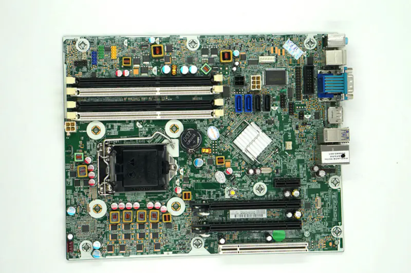 HP WorkStation Z220 SFF 655840-001 655582-001 Scheda madre