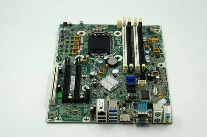 HP WorkStation Z220 SFF 655840-001 655582-001 Scheda madre