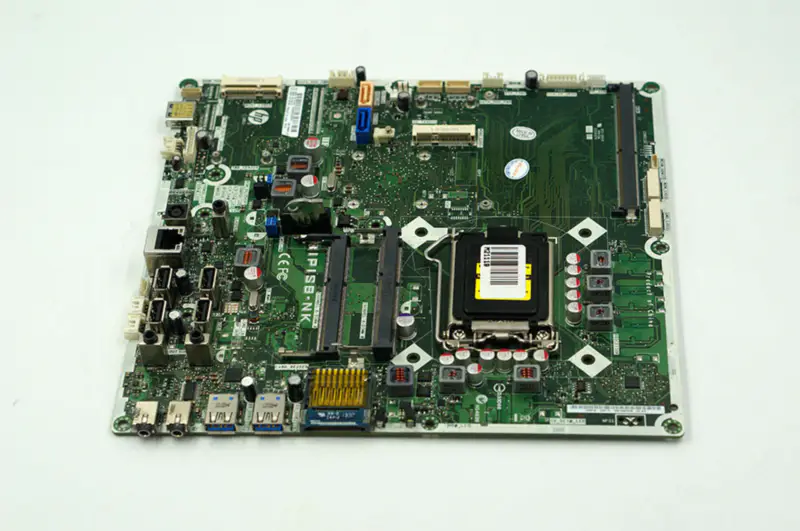 HP TouchSmart 520 220 AIO 696484-001 705028-001 705028-501 705028-601 Scheda madre IPISB-NK