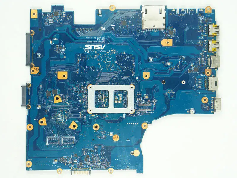 Scheda madre Asus PU551LA con scheda grafica integrata