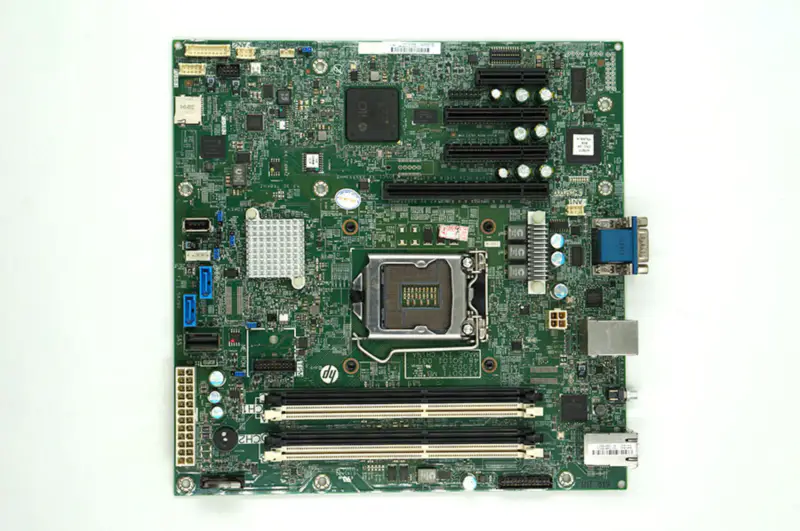 HP ML310E GEN8 V2 715910-002 715910-001 726766-001 Scheda madre del server