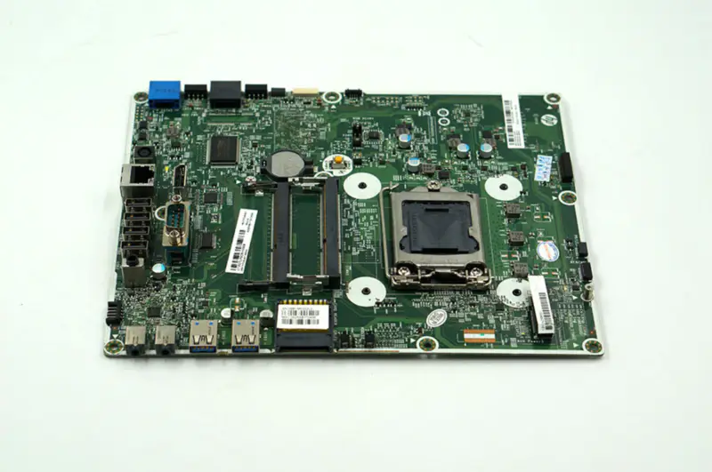 HP 737185-001 ProOne 400 G1 AIO 737340-001 737340-501 6050A2586501-A02 Scheda madre