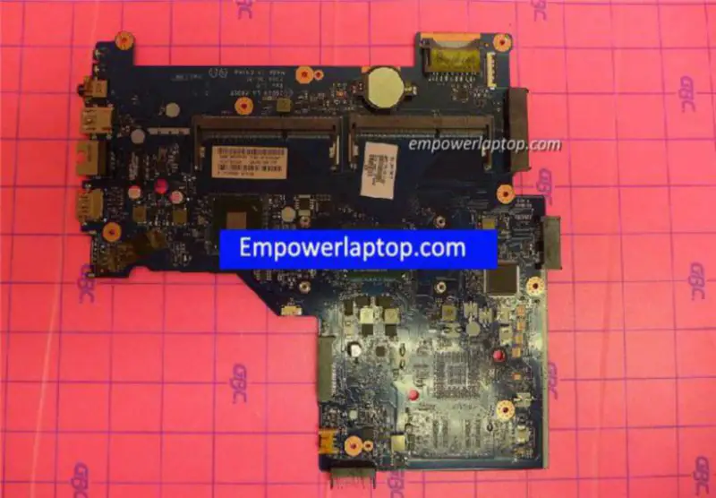 HP Touchsmart 15-R021NR 15-R 764111-001 764111-501 ZSO50 LA-A999P i3-3217U HM76 Scheda madre