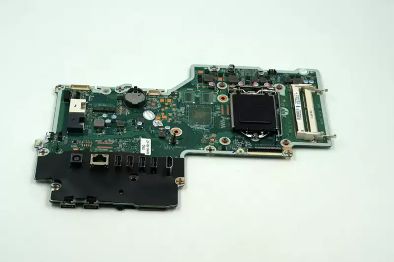 HP PAVILION 23-Q DAN61AMB6F0 810605-604 810605-001 Scheda madre