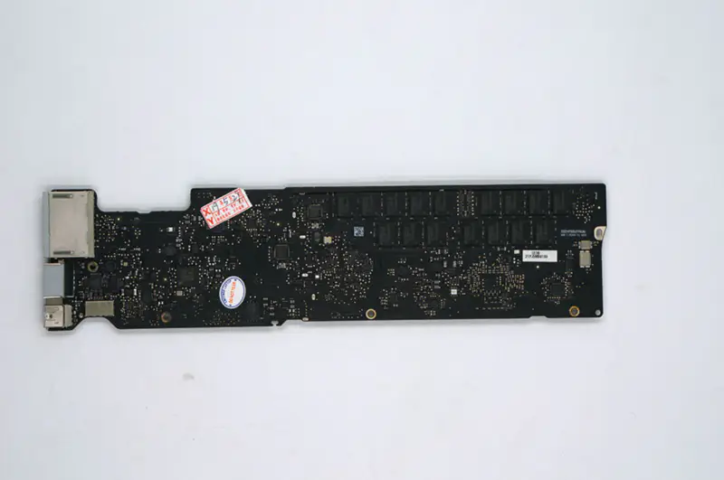 MacBook Air (13 pollici metà 2011) A1369 EMC2469 i5 G2 1.7Ghz 820-3023-A Scheda madre