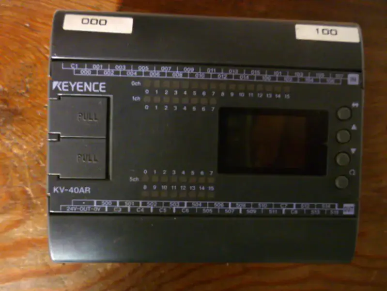 PLC keyence KV-40AR