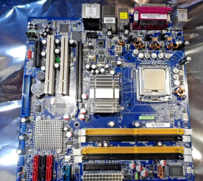 Scheda madre INTEL CORE 2 DUO 08GSAQ96500202
