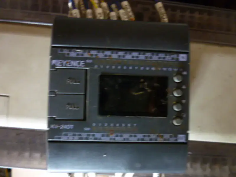 PLC Keyence KV-24DT