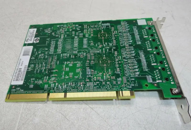 Scheda server Intel PRO/1000 GT Quad Port PWLA8494GT 82546GB