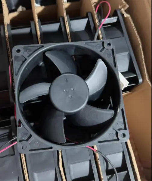 DELTA AFB1212LE-02 Ventola di raffreddamento a 2 fili da 12V 0,24A