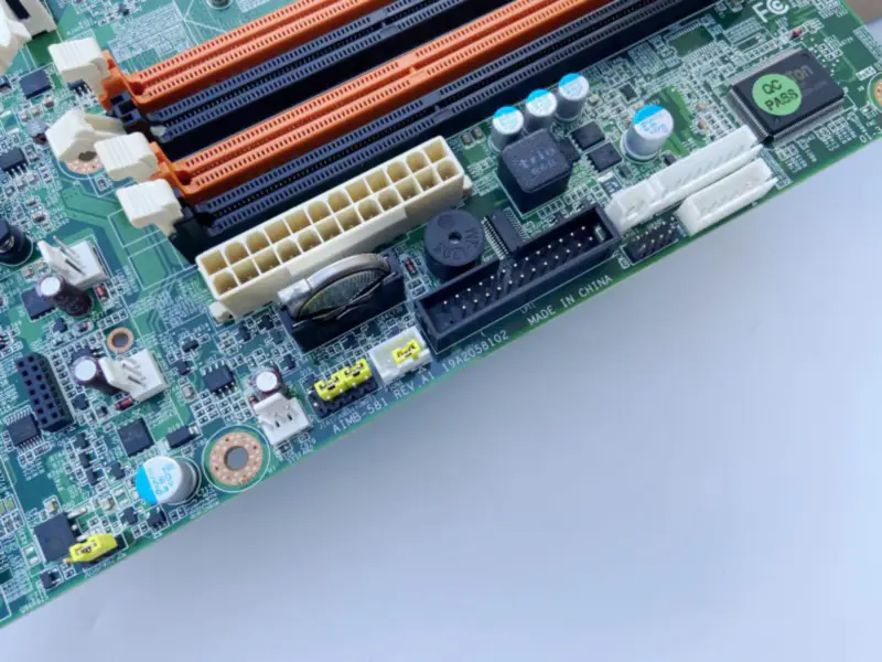 Scheda madre Advantech AIMB-581 REV.A1 AIMB-581QG2