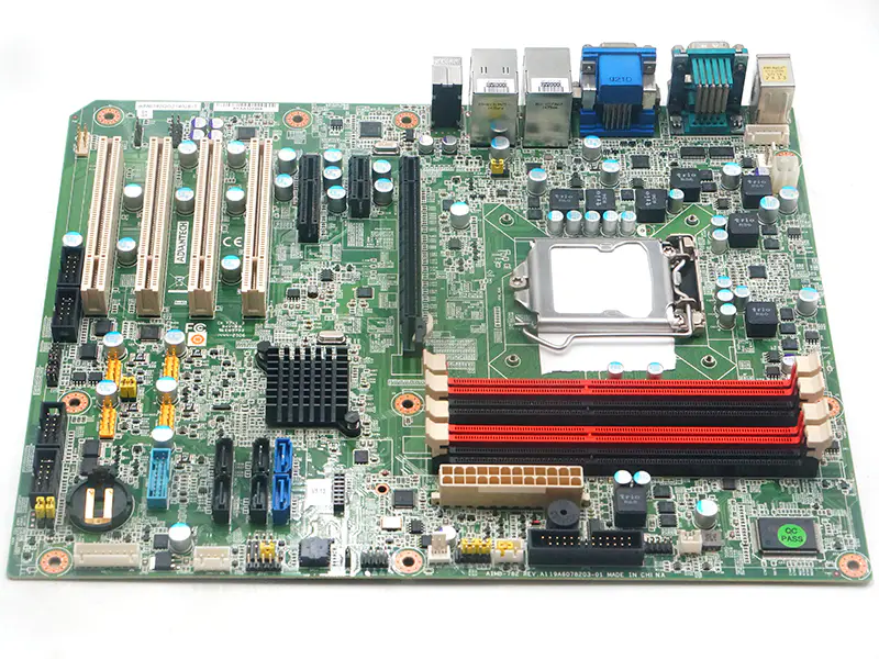 Scheda madre industriale Advantech AIMB-782 REV.A1 AIMB-782QG2
