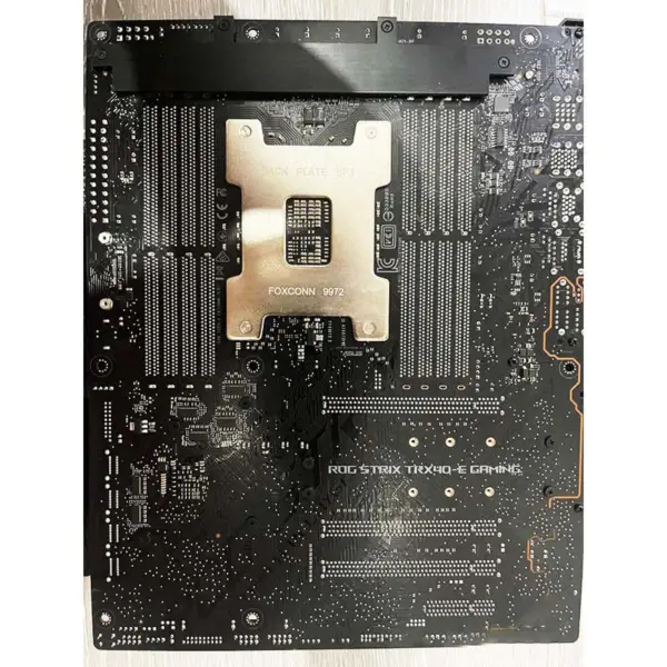 Scheda madre Asus Rog Strix Trx40-e Gaming