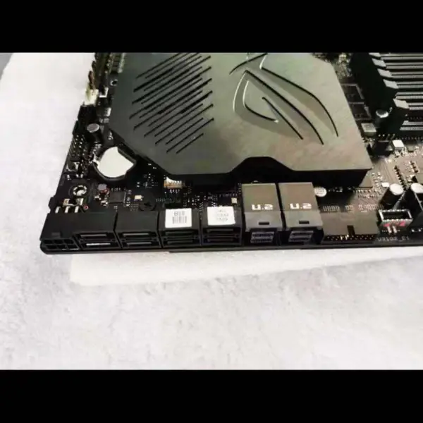 Scheda madre Asus Rog Dominus Extreme