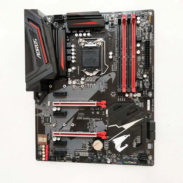Scheda madre Gigabyte GA-Z370 Aorus Gaming 3