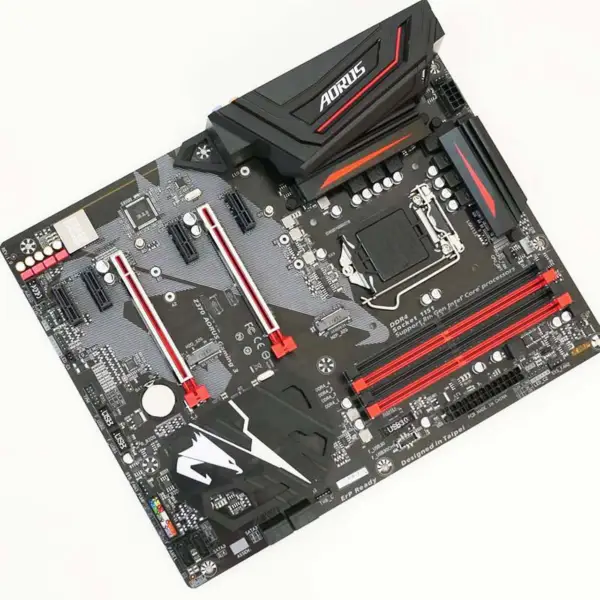 Scheda madre Gigabyte GA-Z370 Aorus Gaming 3