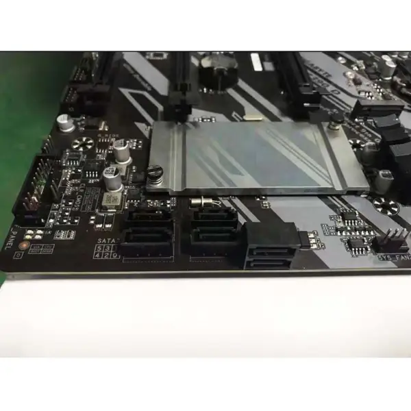 Z390 D per la scheda madre Gigabyte Lga1151 Ddr4 Rgb 128gb M.2 Atx 10 Pci-e 3.0
