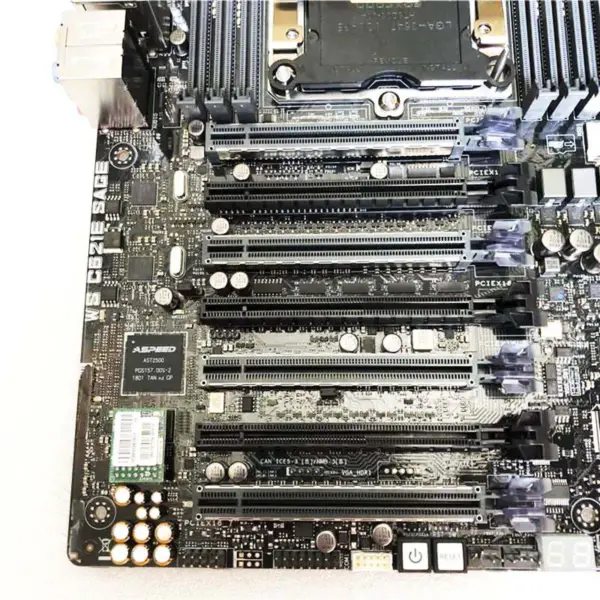 Scheda madre Asus Ws C621e Sage