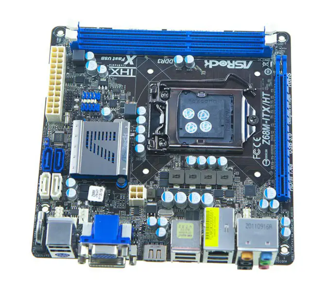 Asrock Z68M-ITX/HT Z68 scheda madre LGA 1155 ITX DDR3