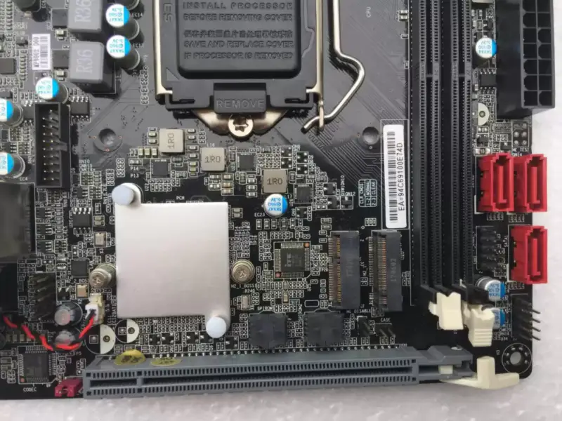 ECS B360H4-MI Scheda madre con chipset B360 Mini-ITX