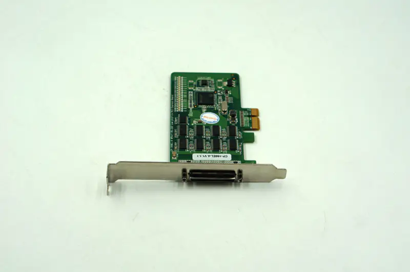 Scheda madre industriale Moxa CP-168EL-A a 8 porte RS-232 PCI